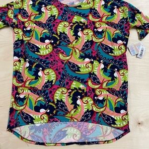 Lularoe Irma Shirt Sleeve Shirt size large (CR)